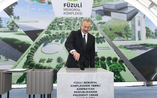 fuzuli-memorial-kompleksinin-temel-dasi-qoyulub