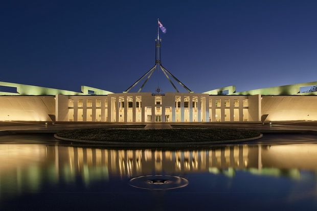 avstraliya-parlamenti-baglandi