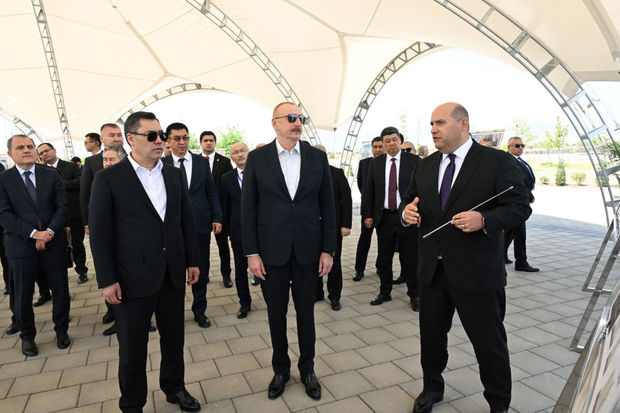 azerbaycan-ve-qirgizistan-prezidentleri-agdam-seherinde-olublar-yenilenib-foto