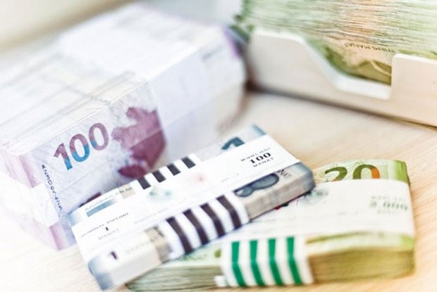 azerbaycanin-bank-sektorunun-xalis-menfeeti-keskin-artib