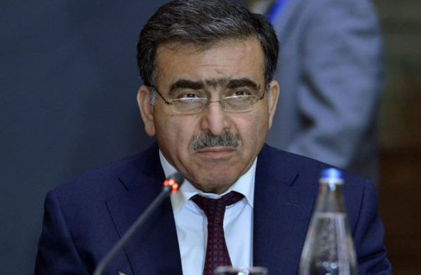 alim-quliyev-elektron-ticaret-edv-den-azad-olunmalidir