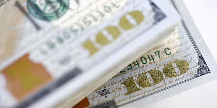banklarda-dollar-ve-avronun-alis-satis-qiymetleri-yenilenib