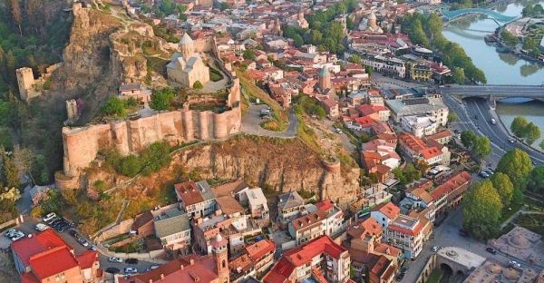 oten-il-azerbaycandan-gurcustana-1-81-milyon-turist-gedib