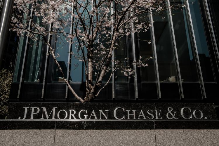 jp-morgan-in-xalis-menfeeti-11-artib