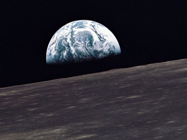 nasa-astronavtlarin-aya-enisine-gore-xerclerini-aciqlayib