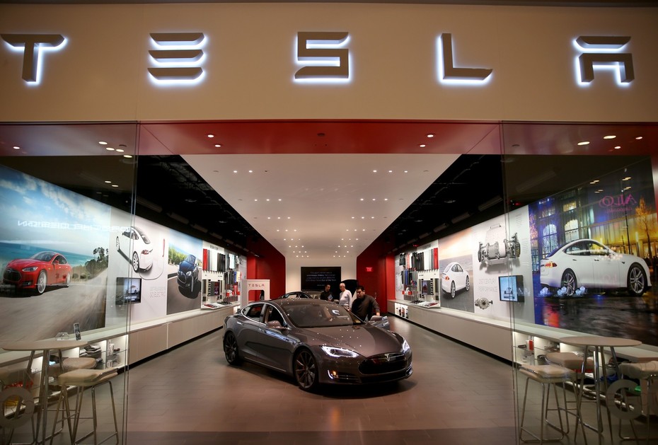 tesla-dan-yeni-bir-rekord-sehmleri-bahalasdi