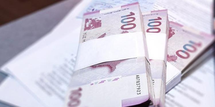 azerbaycanin-dovlet-budcesinin-kesiri-667-milyon-manati-otub