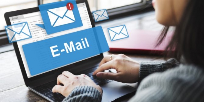 azerbaycanda-e-mail-subut-sayilirmi-265-min-dollarliq-mehkeme-isi