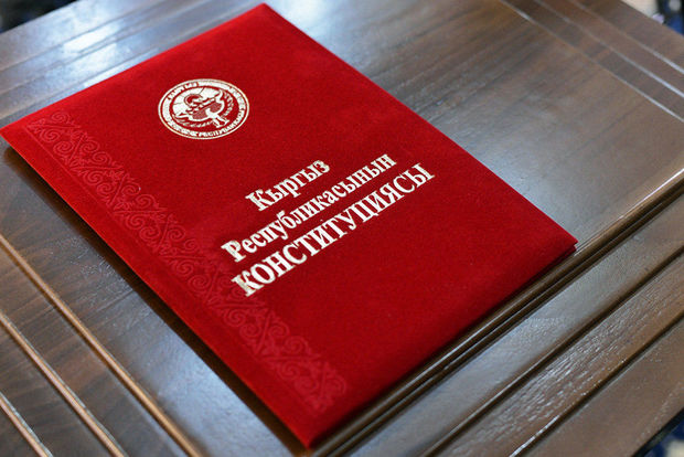 qirgizistanda-rus-dilinin-resmi-statusu-ile-bagli-qerar-verildi