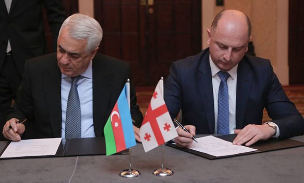 azerbaycan-ve-gurcustan-erazisinden-turkmenistan-neftinin-dasinmasi-tarifleri-mueyyen-edilib