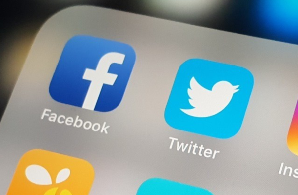 facebook-ve-twitter-rusiya-ile-elaqeli-300-e-yaxin-hesabi-bagladi