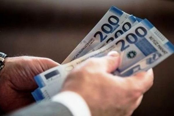 bu-sexsler-ucun-cerime-meblegi-iki-defe-azaldila-biler