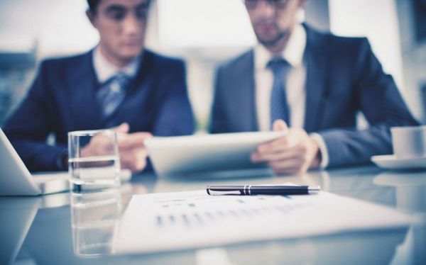 auditorlar-palatasinda-yeni-sobe-ve-bolme-yaradilib-maliyye