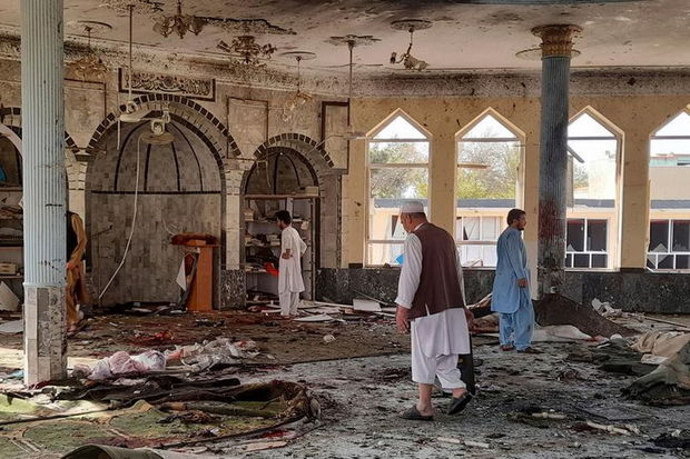 efqanistanda-mescidde-terror-akti-100-den-cox-olu-video