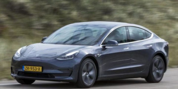 tesla-qiymetleri-artirdi