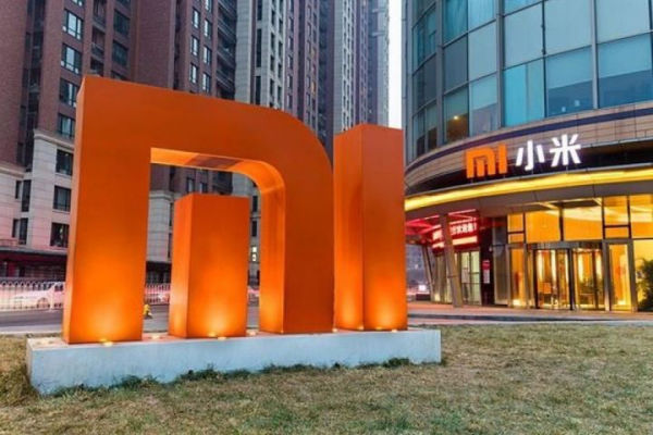 xiaomi-mi-markali-smartfon-istehsalini-dayandiracaq