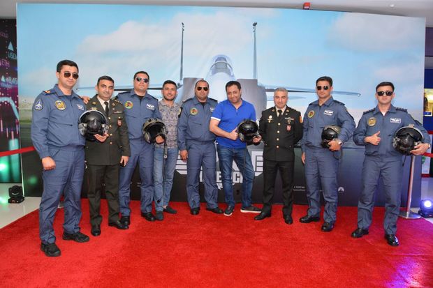 cinemaplus-da-fexri-qonaqlarla-top-qan-2-filminin-teqdimati-kecirilib-foto-video
