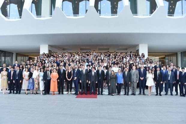 bakida-avropa-gencler-parlamentinin-99-cu-beynelxalq-sessiyasinin-acilis-merasimi-kecirilib-foto