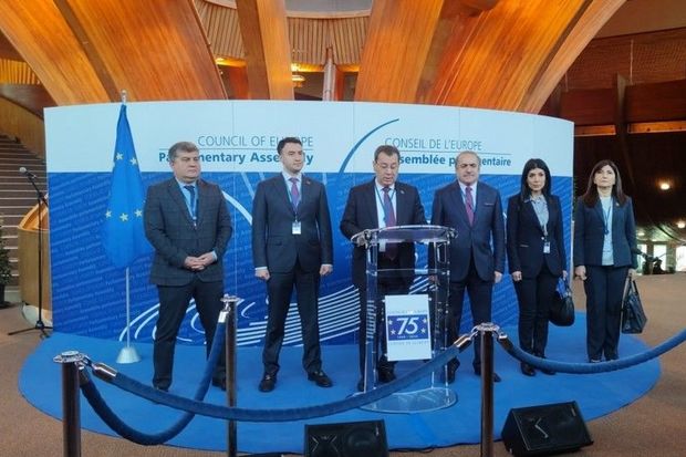 azerbaycan-numayende-heyeti-aspa-ile-emekdasligi-qeyri-mueyyen-muddete-dayandirdi-video