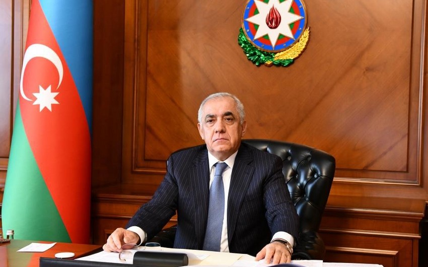 eli-esedov-hokumetin-prioritetlerini-aciqlayib