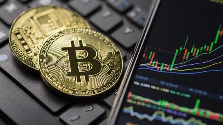 bitcoin-in-qiymeti-yeniden-70-min-dollari-kecib