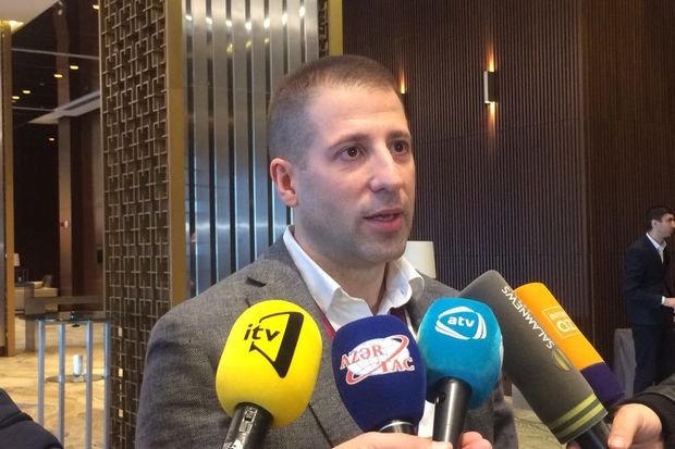 cingiz-mehdiyevi-arvadi-ifsa-edib-seyselde-sirket-abs-ve-azerbaycanda-bahali-mulkler