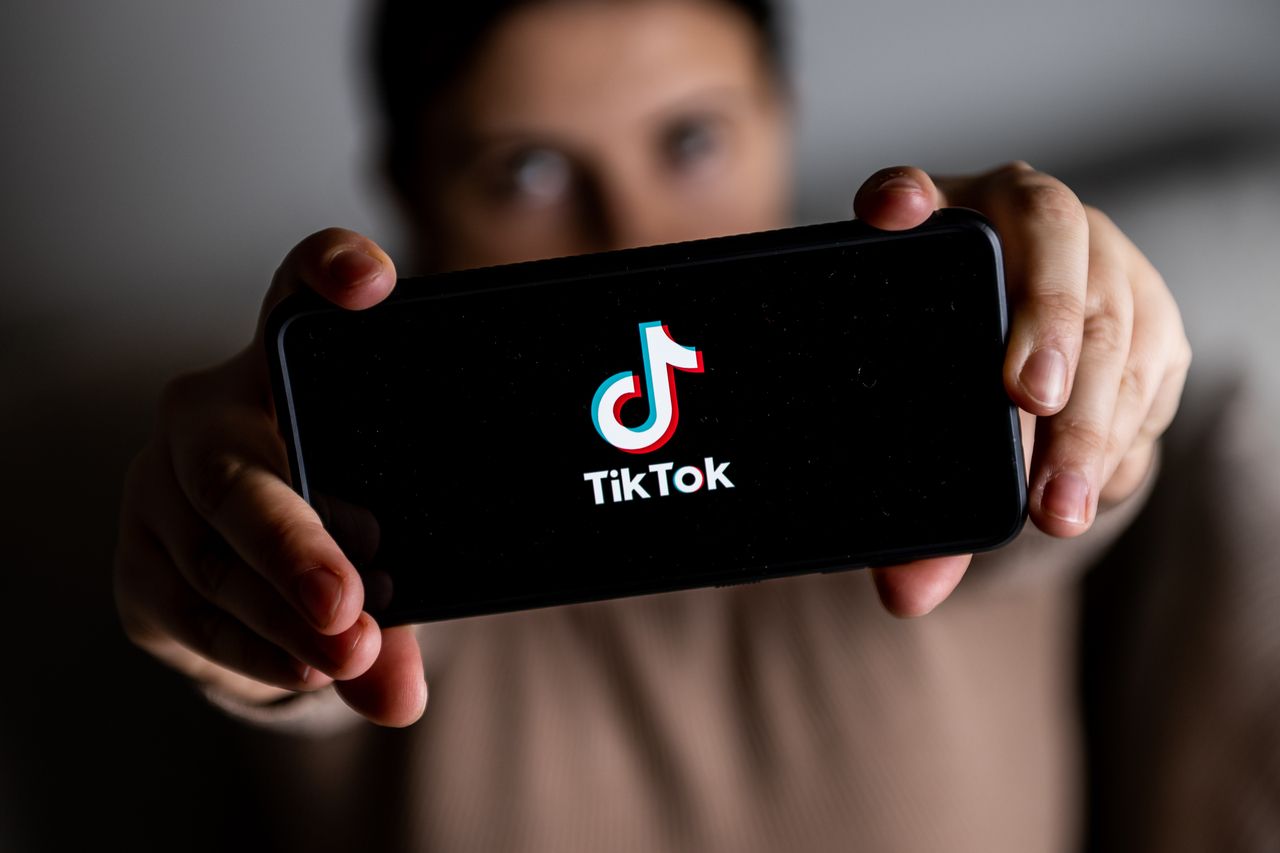 tiktok-yenilenmis-platforma-icma-telimatlarini-aciqladi