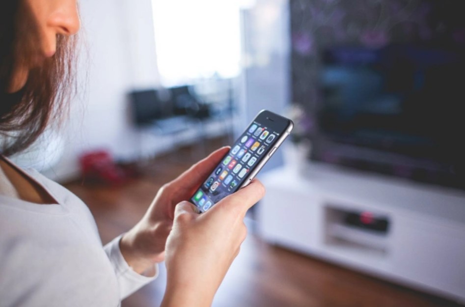 iphone-un-adi-deyisdirile-biler