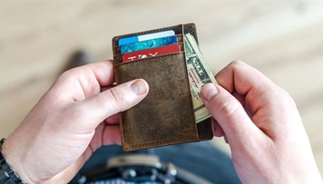 banklarda-dollar-ve-avronun-alis-satis-qiymetleri