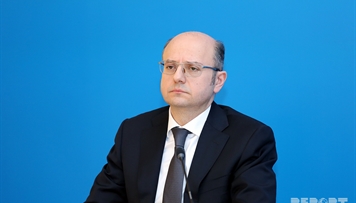 nazir-azerbaycanda-hasil-olunan-neftin-miqdarindan-danisdi