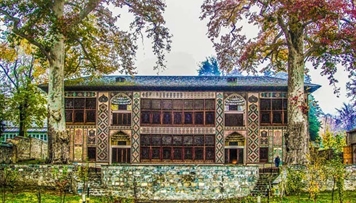 seki-xan-sarayina-giris-berpa-olunub