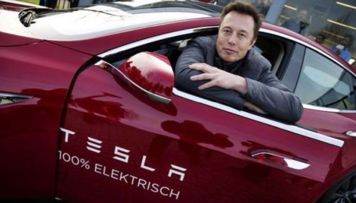 mask-1-milyard-dollarliq-tesla-sehmleri-satdi