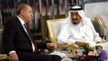 erdogan-turkiyeye-boykot-tetbiq-eden-olkenin-krali-ile-danisdi
