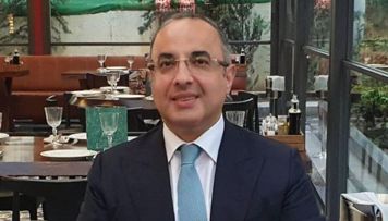 ideal-in-kecmis-sahibi-emtee-nisanini-ve-halalligimi-isteyirem