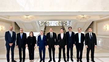 azerbaycan-liderine-olimpiya-evi-mukafati-teqdim-olunub-foto